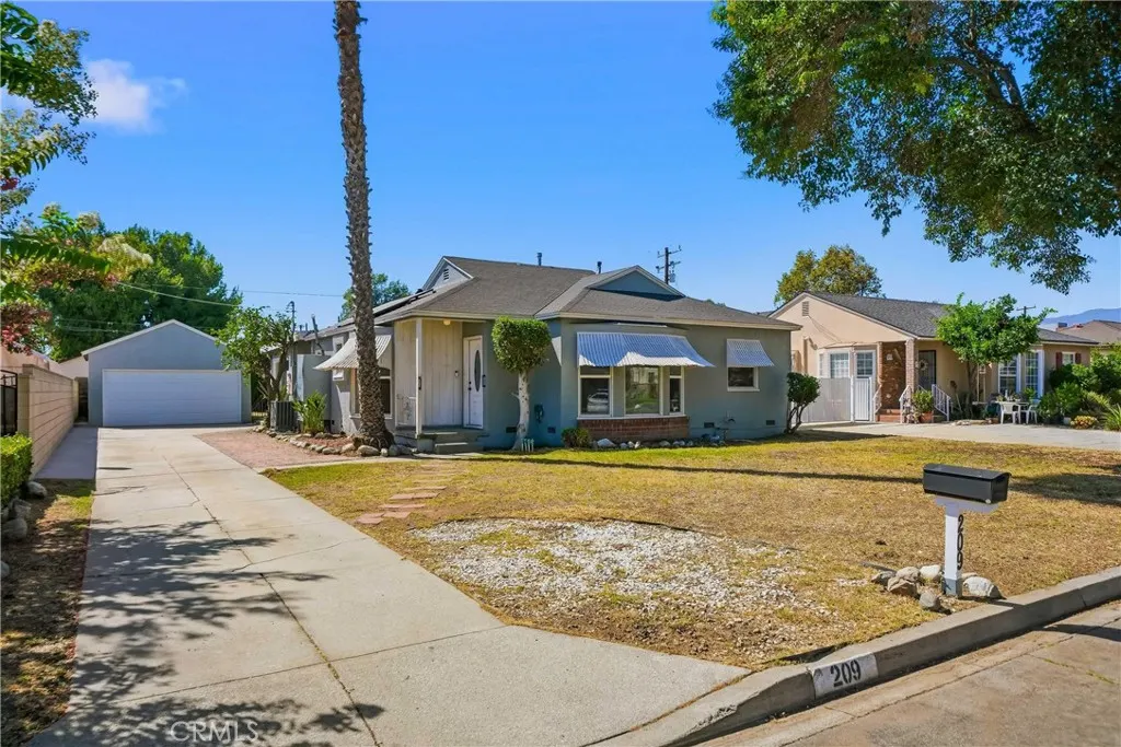 209 N Broadmoor