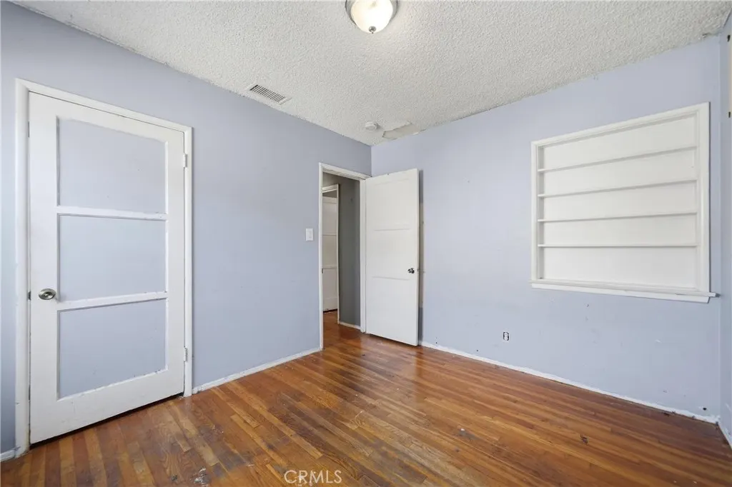 209 N Broadmoor