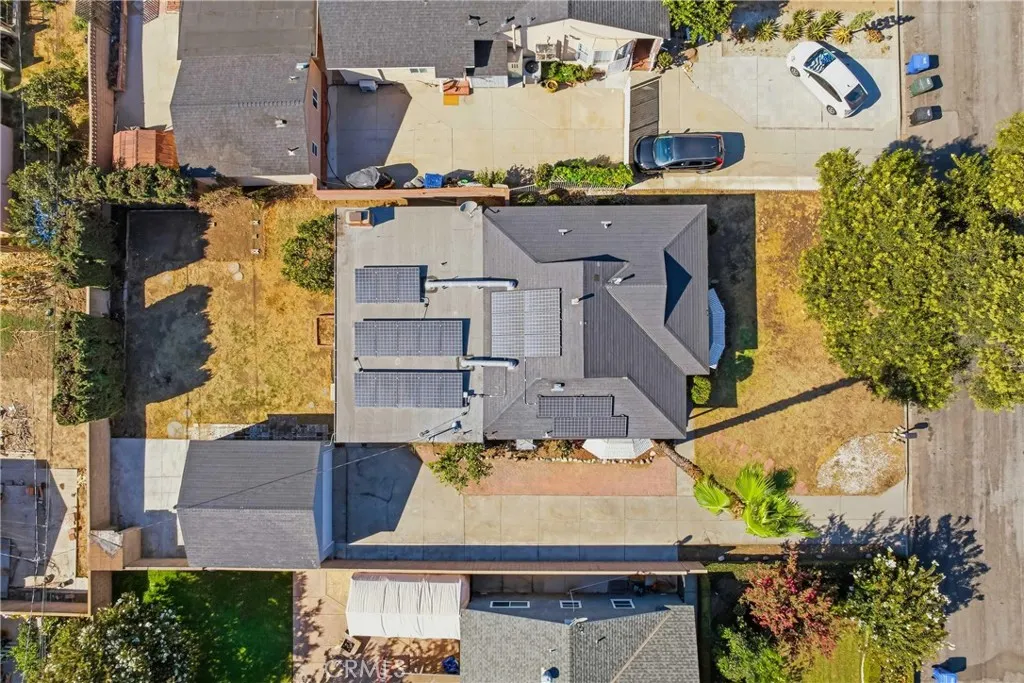 209 N Broadmoor