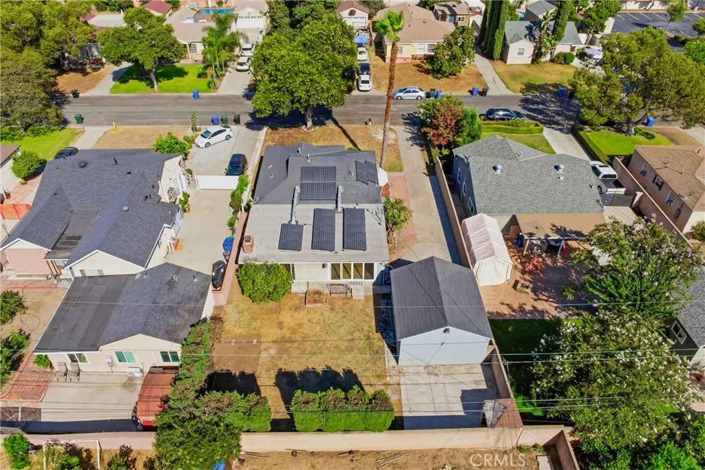 209 N Broadmoor