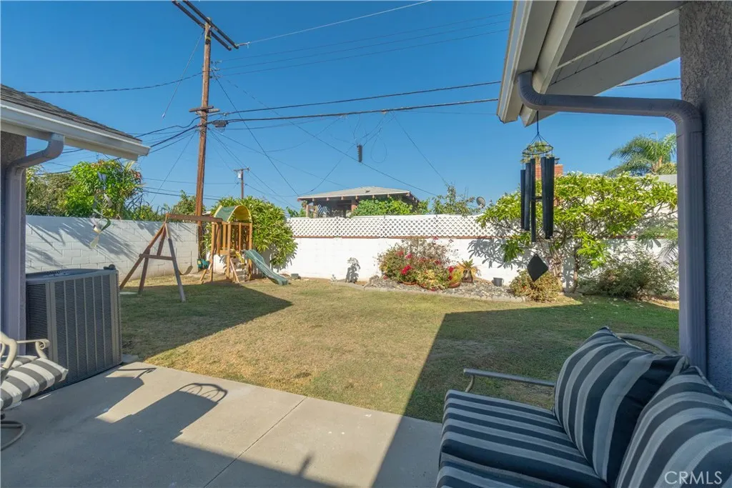 324 N Vincent Avenue