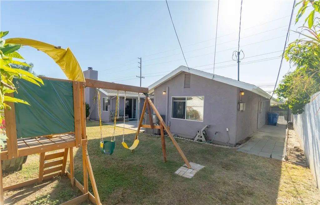 324 N Vincent Avenue