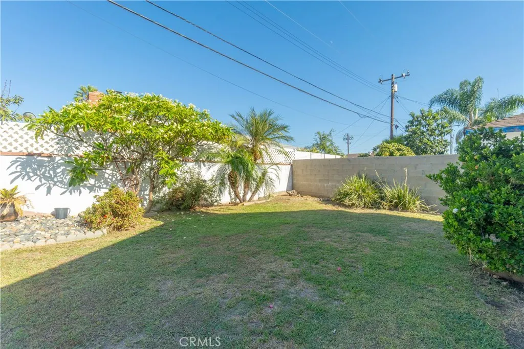 324 N Vincent Avenue