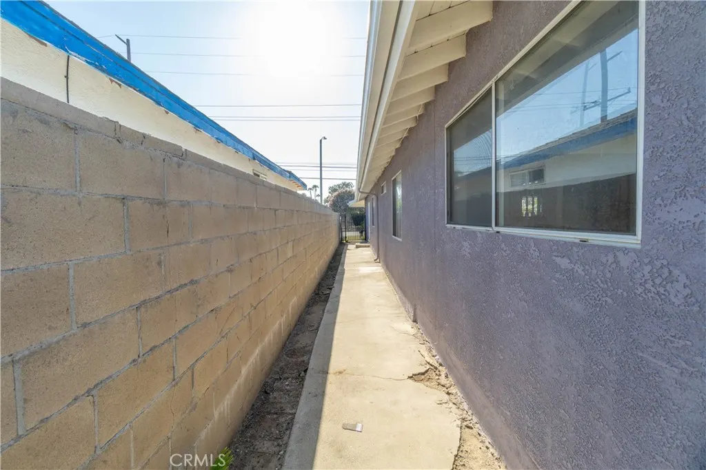 324 N Vincent Avenue