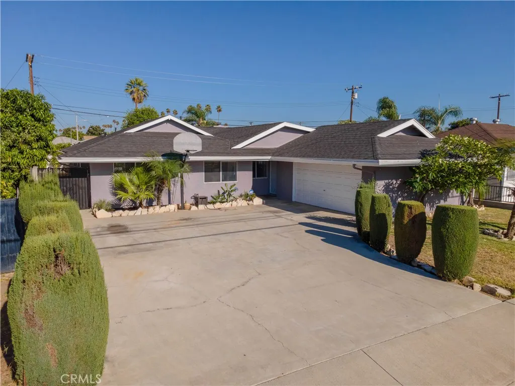 324 N Vincent Avenue