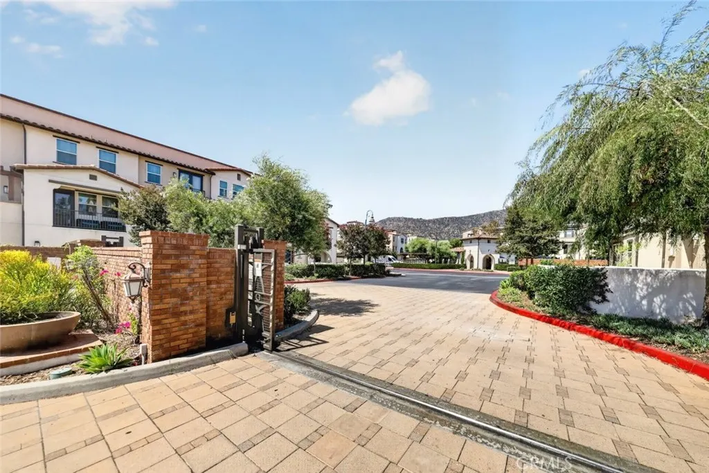 553 W Foothill Boulevard #130