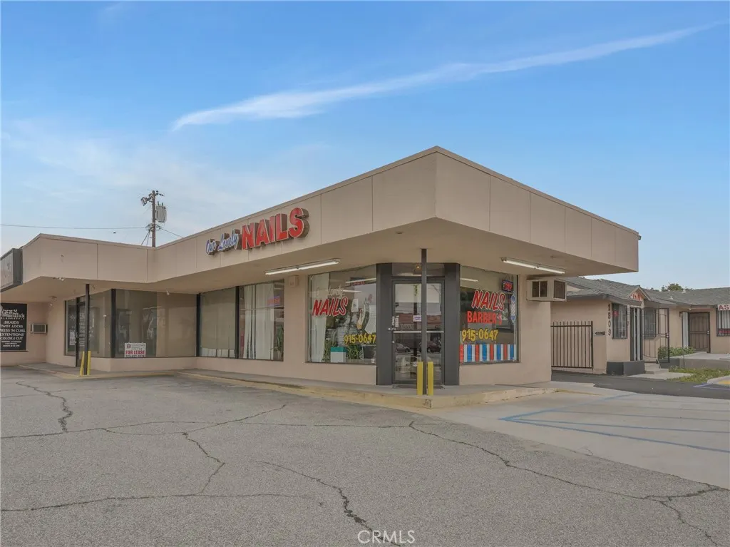610 N Azusa Avenue