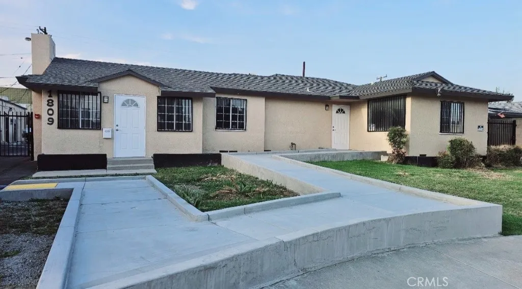 610 N Azusa Avenue