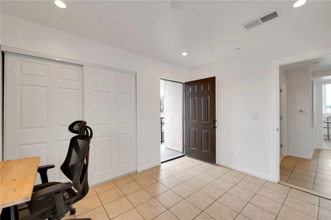 13018 Dalewood