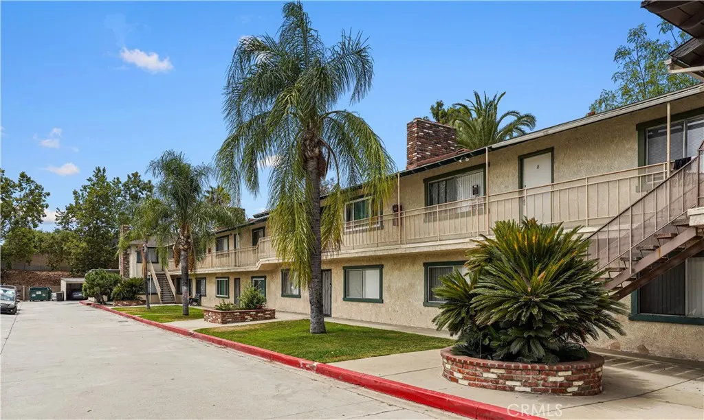 144 150 E Baseline Road
