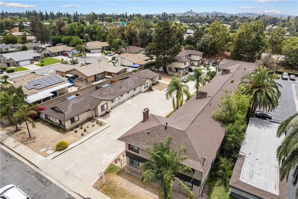 144 150 E Baseline Road