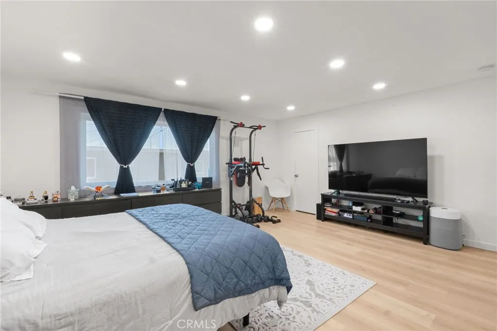 2729 Central Avenue #H