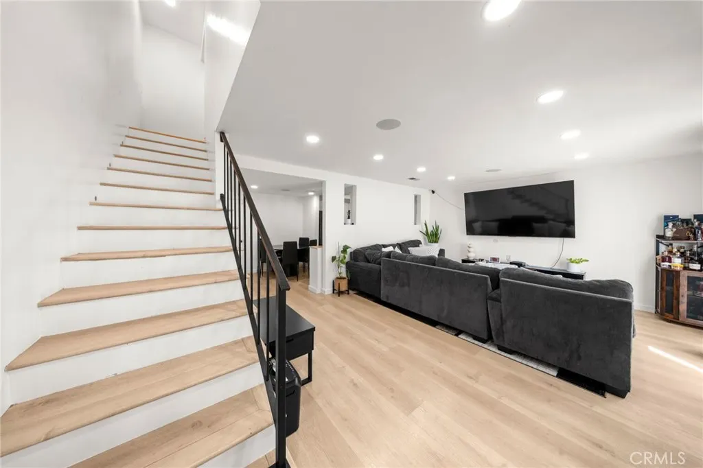2729 Central Avenue #H