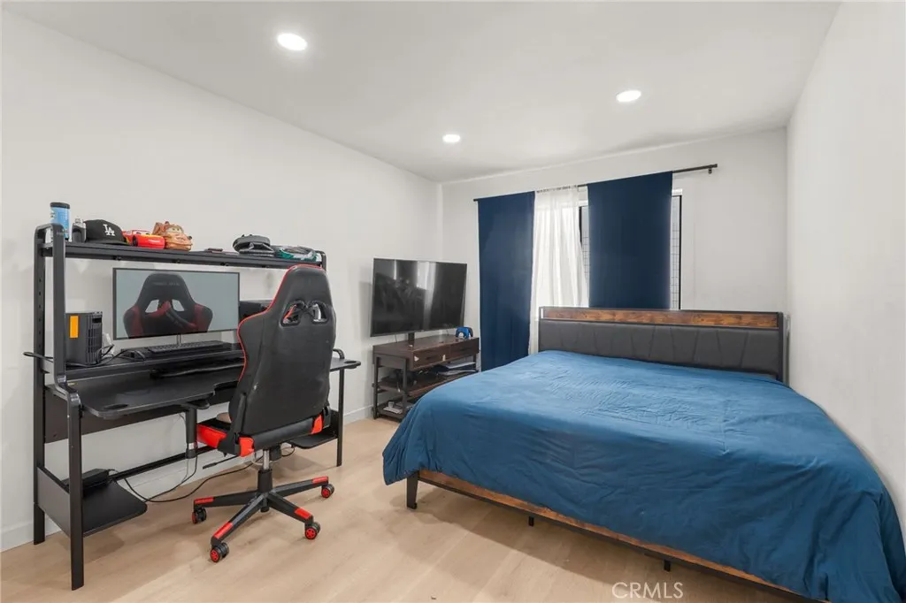 2729 Central Avenue #H