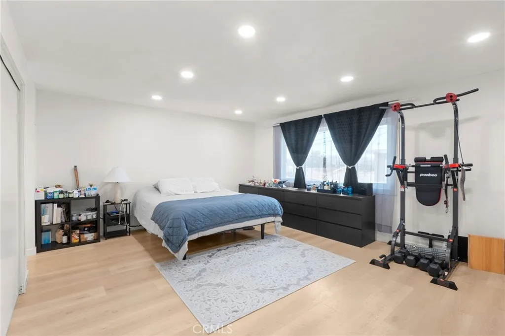 2729 Central Avenue #H