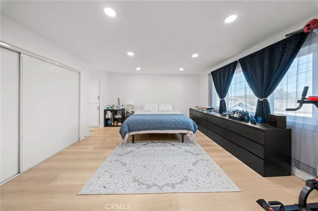 2729 Central Avenue #H