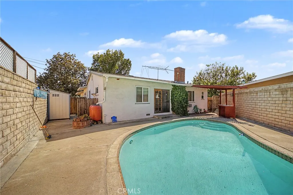 138 N Vecino Avenue