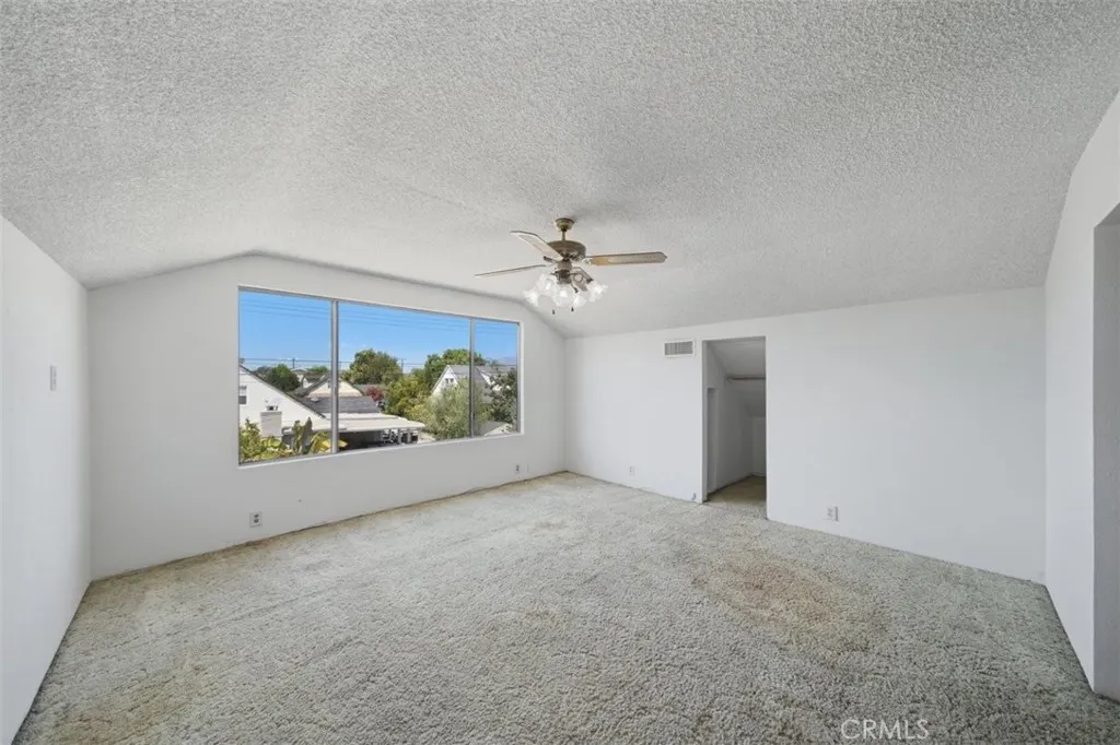 805 N Lyman Avenue