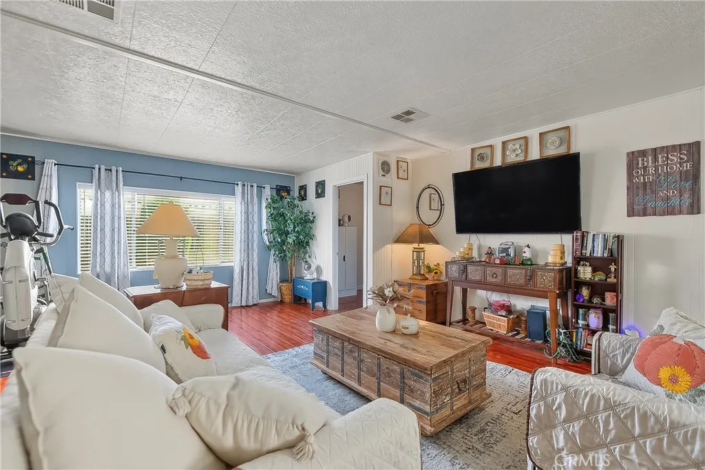 929 E Foothill Boulevard #159