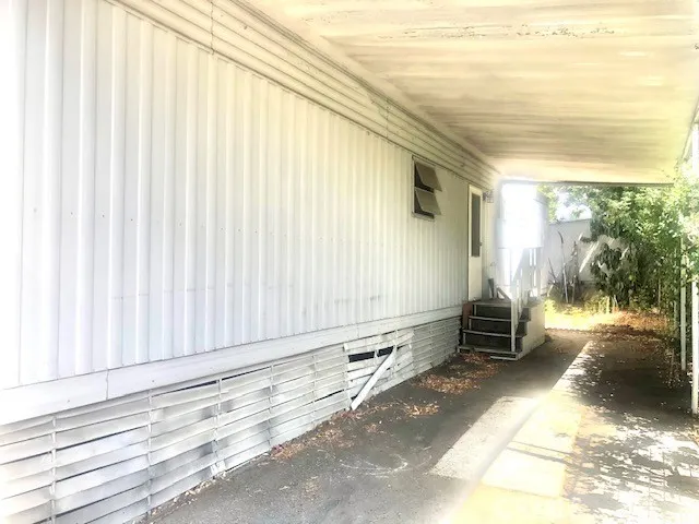 3530 Damien #158