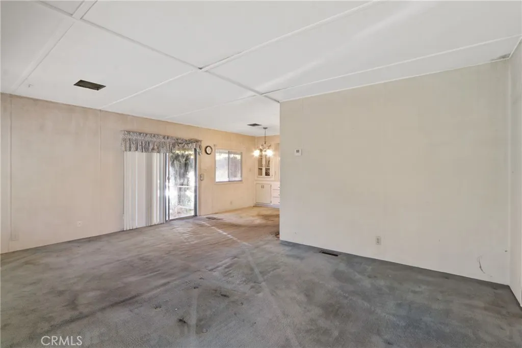 3530 Damien #158
