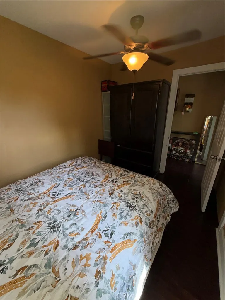 936 N Laurel