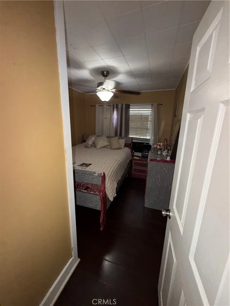 936 N Laurel