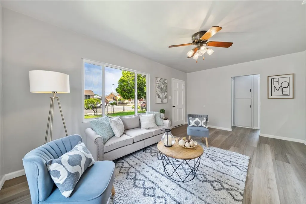 5125 N Landis