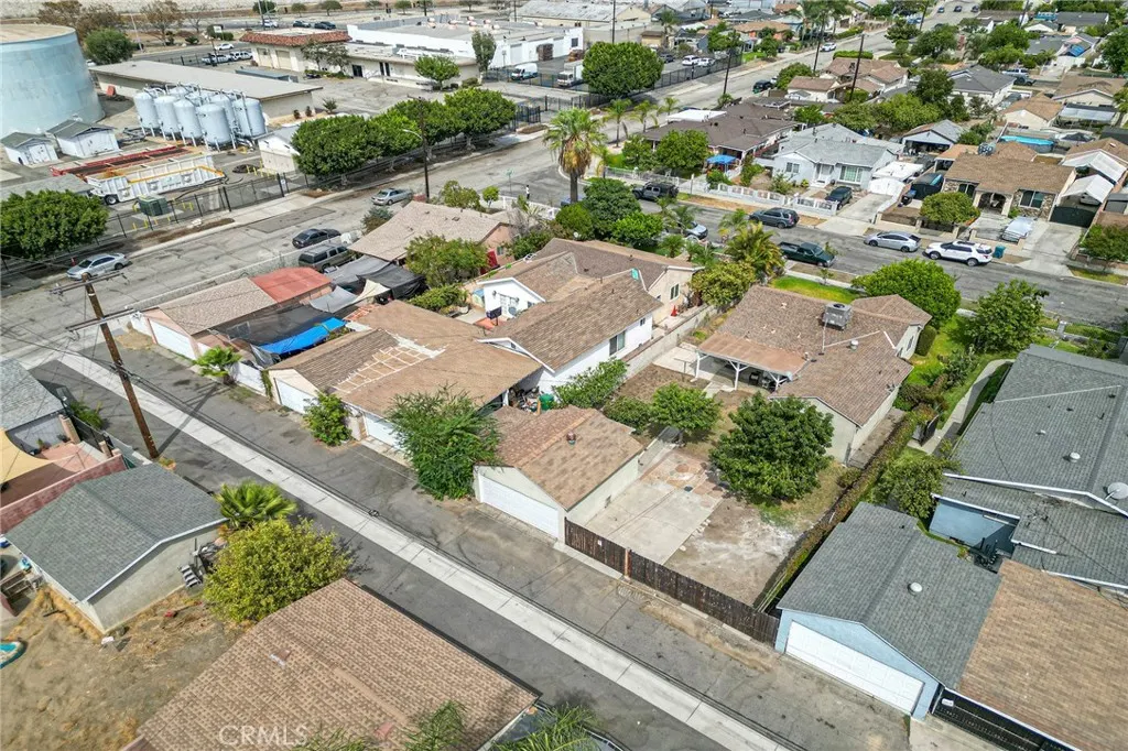 5125 N Landis
