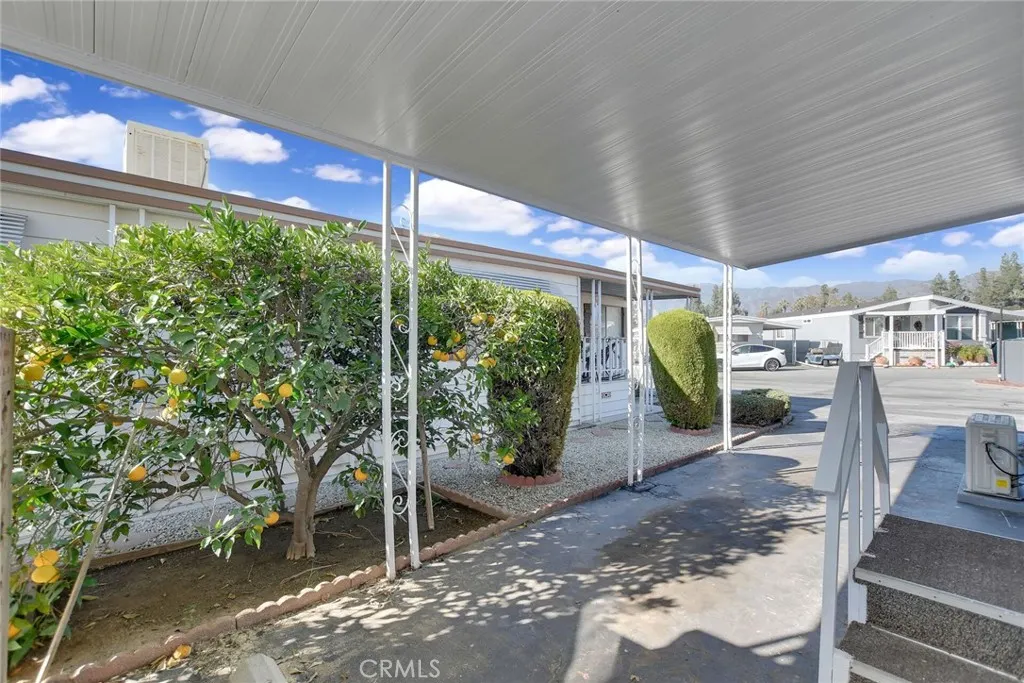 840 E Foothill Boulevard #27