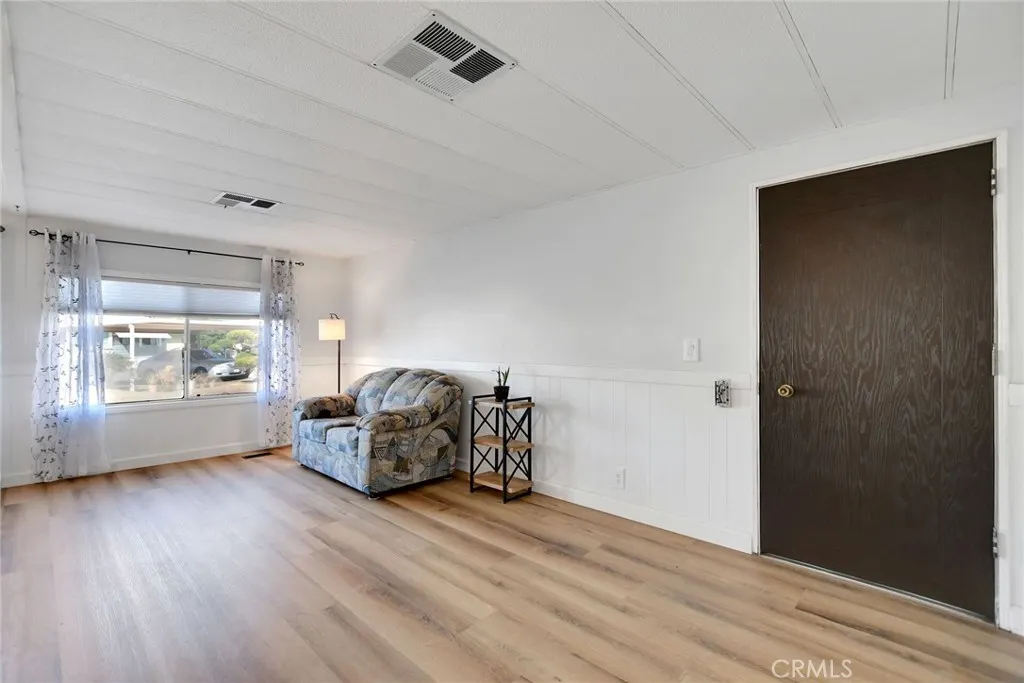 840 E Foothill Boulevard #27