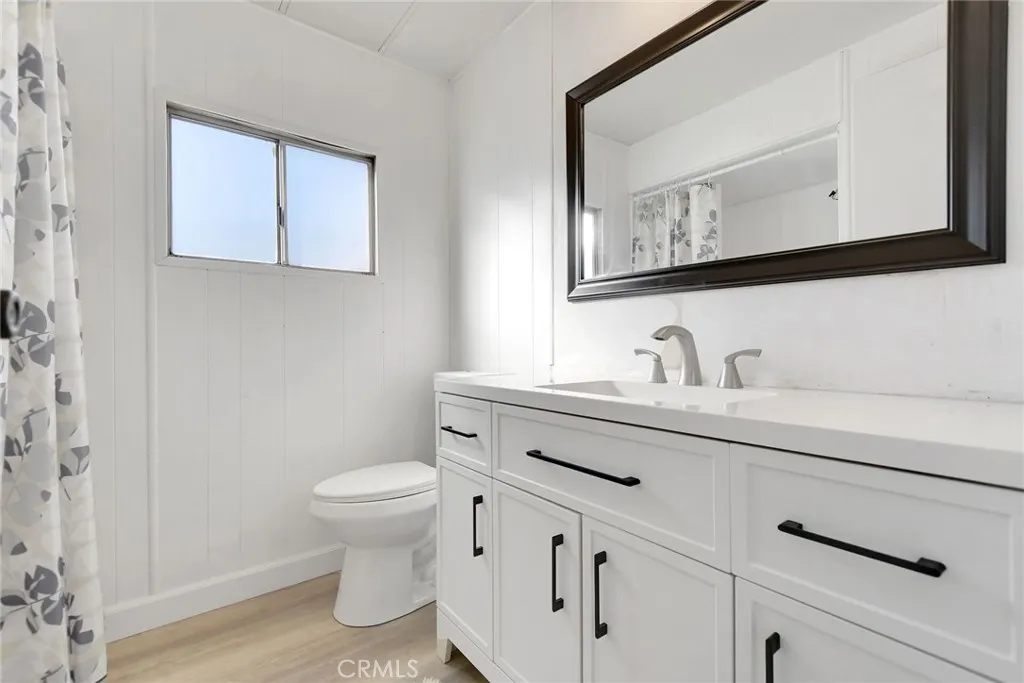 840 E Foothill Boulevard #27
