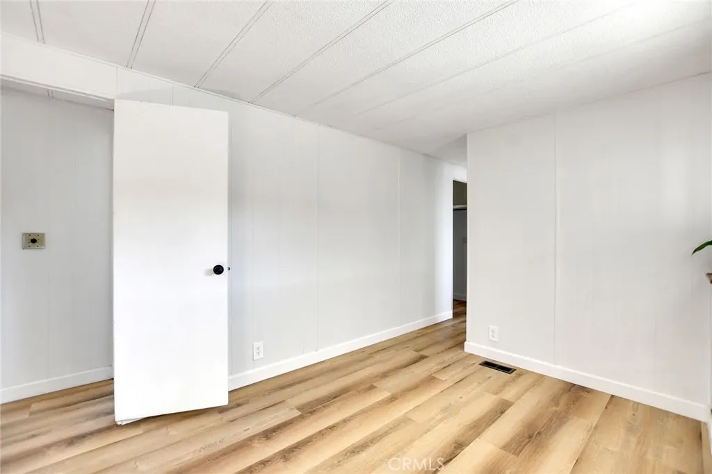840 E Foothill Boulevard #27