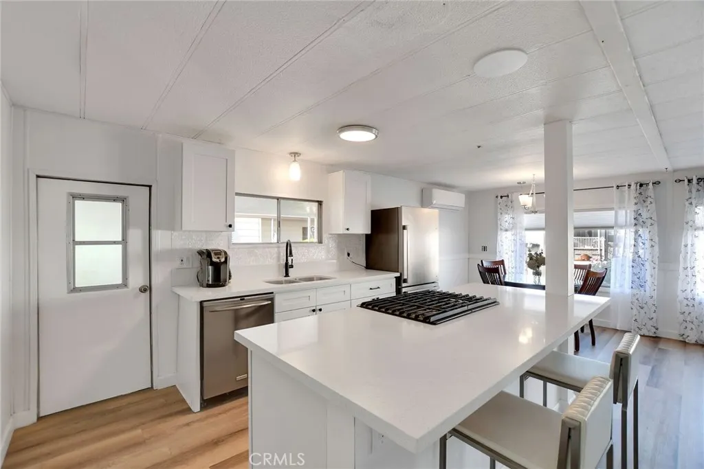 840 E Foothill Boulevard #27