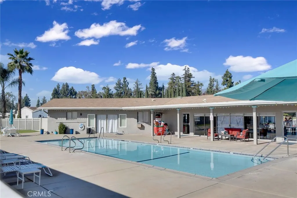 840 E Foothill Boulevard #27