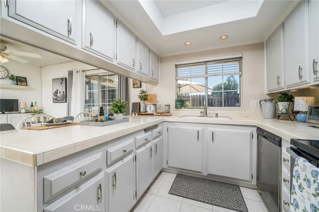 2549 College Lane