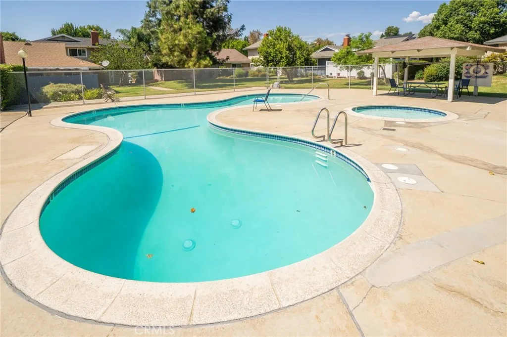 2549 College Lane