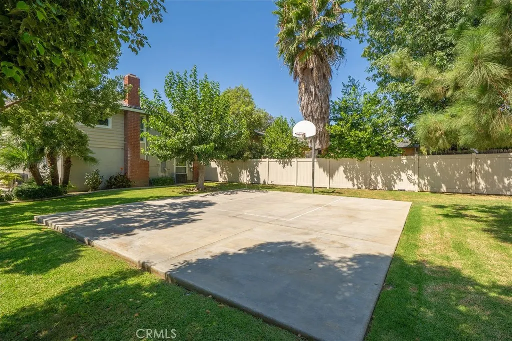 2549 College Lane