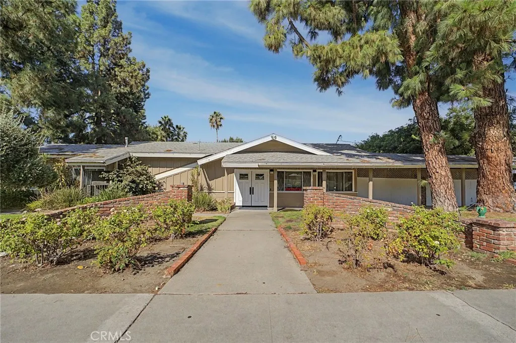 441 N Rockvale Avenue