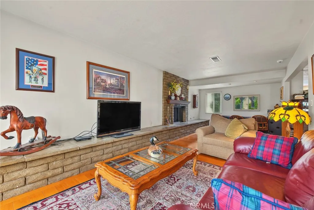 1801 Via Palomares