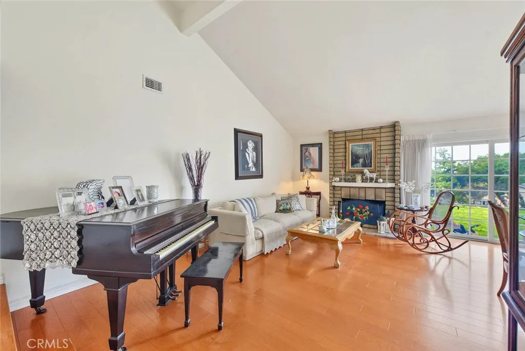 1801 Via Palomares