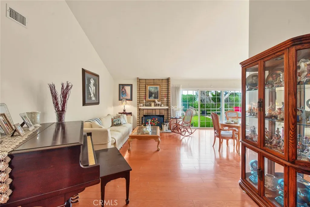 1801 Via Palomares