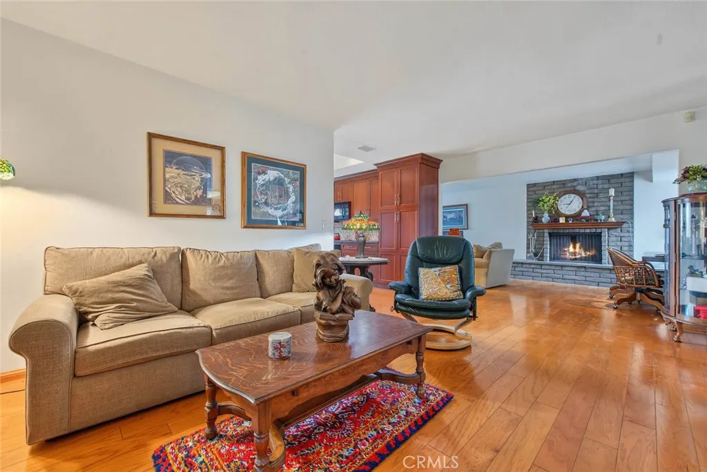 1801 Via Palomares