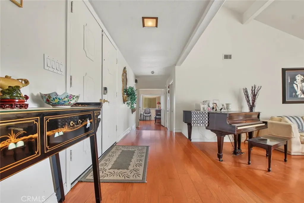 1801 Via Palomares