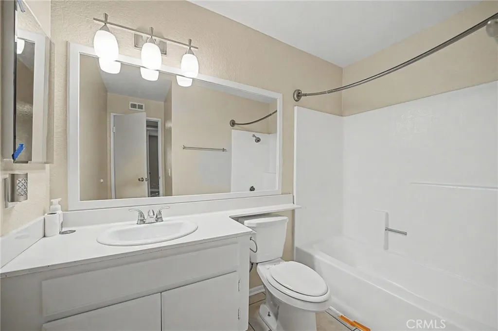 1754 Shady Oaks Court