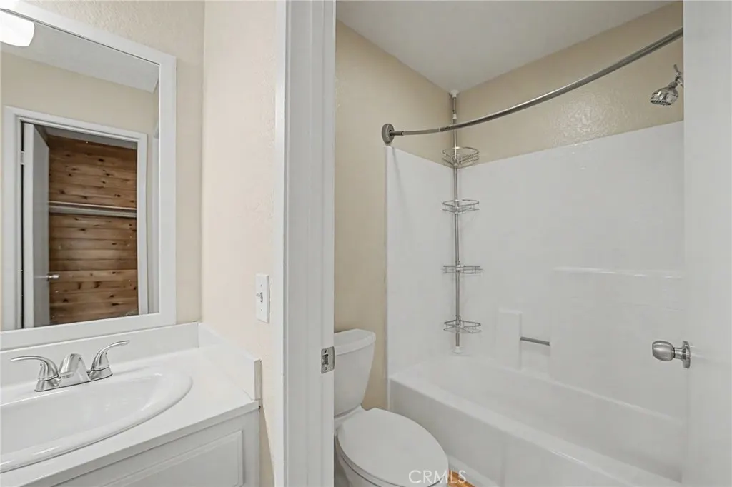 1754 Shady Oaks Court
