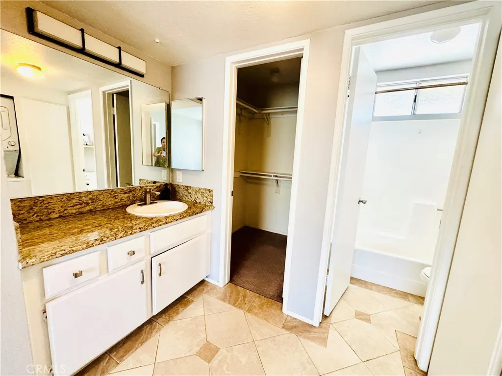 3639 Country Oaks Loop #D