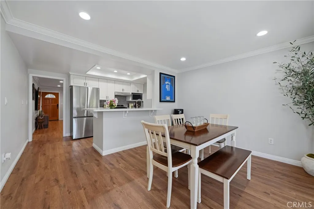 3131 Laurel Avenue #9
