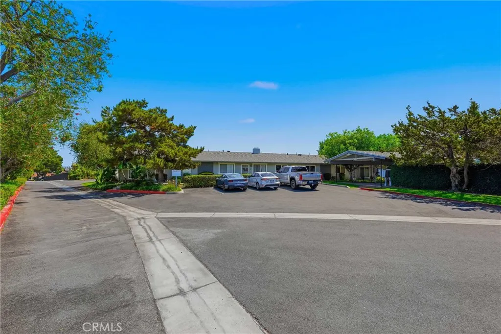3131 Laurel Avenue #9