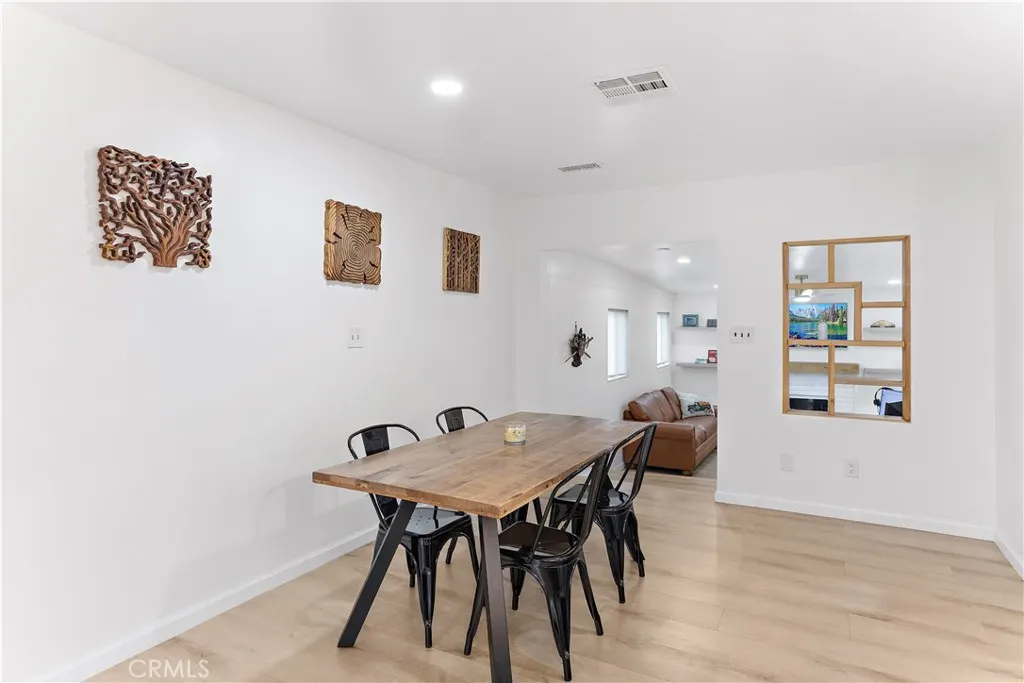 556 E. El Morado Court